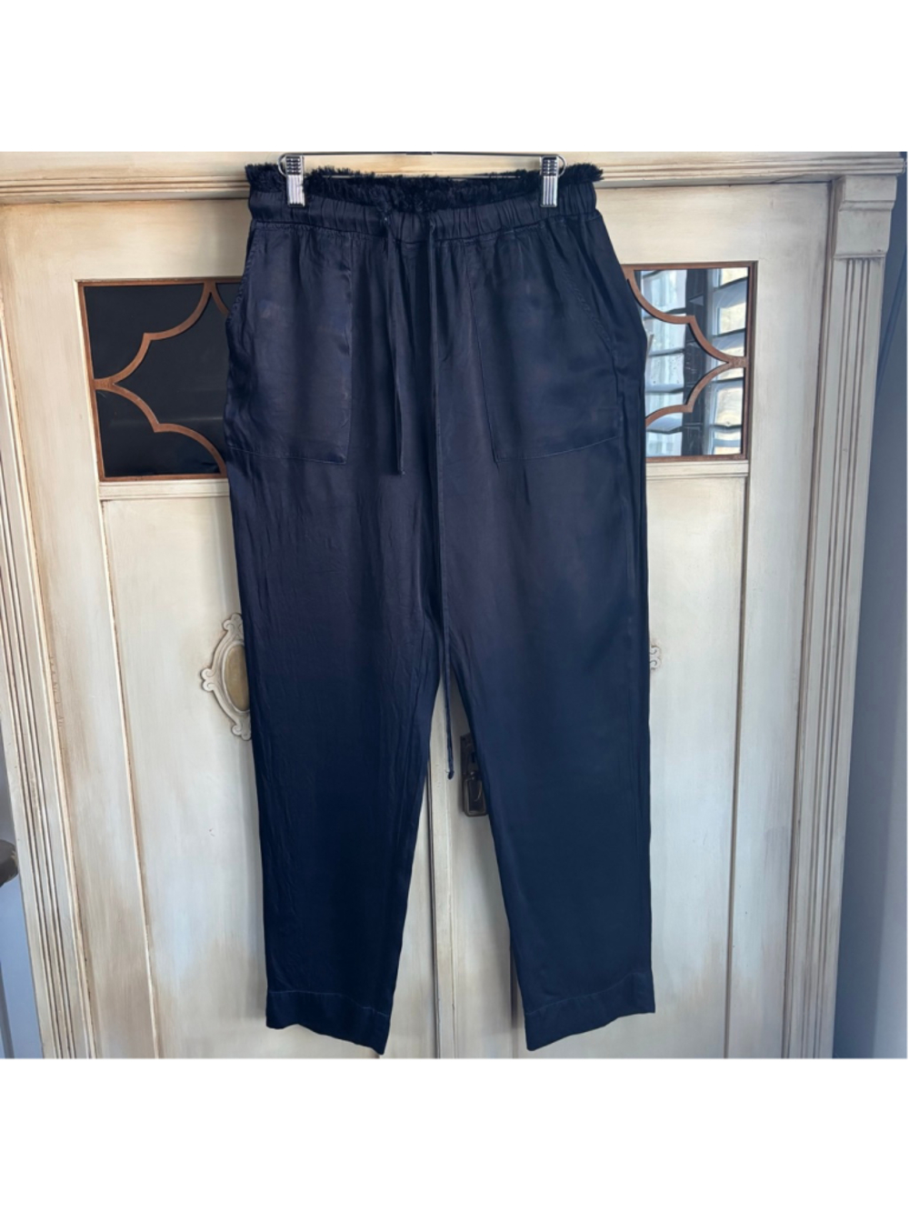 VGUC Tina Jo Anthropologie Navy Satin Relaxed Fit Pants | Sz Medium